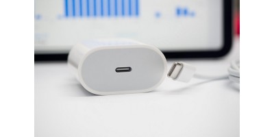 آیفون 12 اپل با شارژر 20W USB-C به بازار عرضه می‌شود.